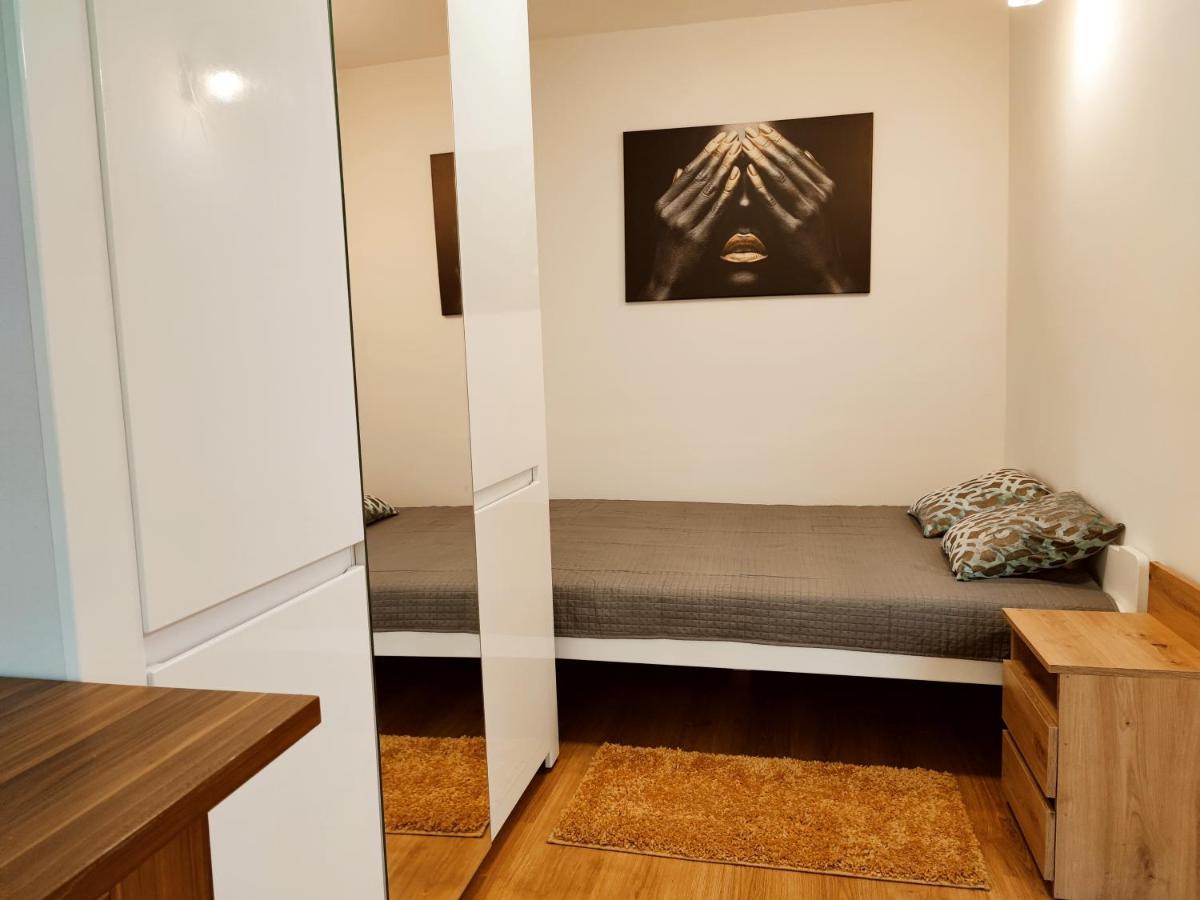 Zwierzyniecka Apartamenty Luna Bialystok Ngoại thất bức ảnh